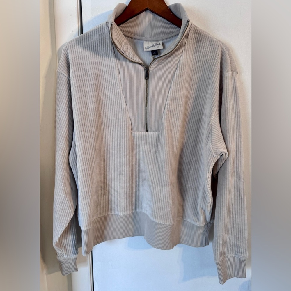 Universal Thread Womens Top Sweatshirt